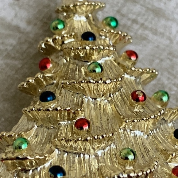 Gerry’s | Vintage Gold Tone Crystal Christmas Tree Brooch Pin - Picture 12 of 16
